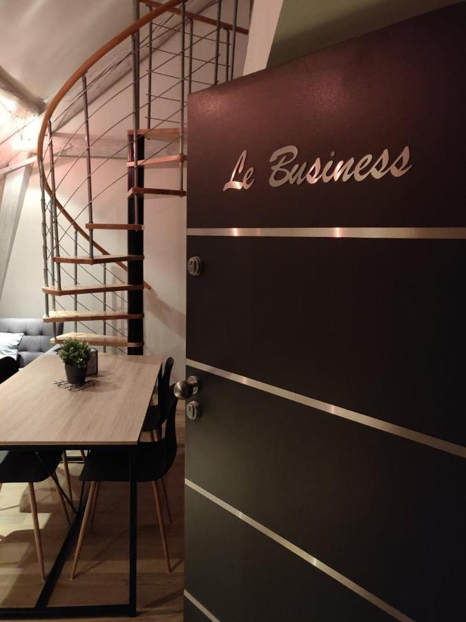 サルグミーヌLe Business, Duplex Moderne Special Pro De Passageアパートメント エクステリア 写真